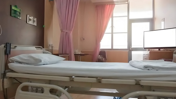 深圳户口代理_陈佩斯这部高评佳作实至名归 他的条件家庭好没有女方