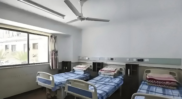 港澳留学生深圳落户政策_可以！杜兰特美女主持人婚礼，带球突破绯闻，再凭实力单身！ 可以杜兰特全力抢救虽经